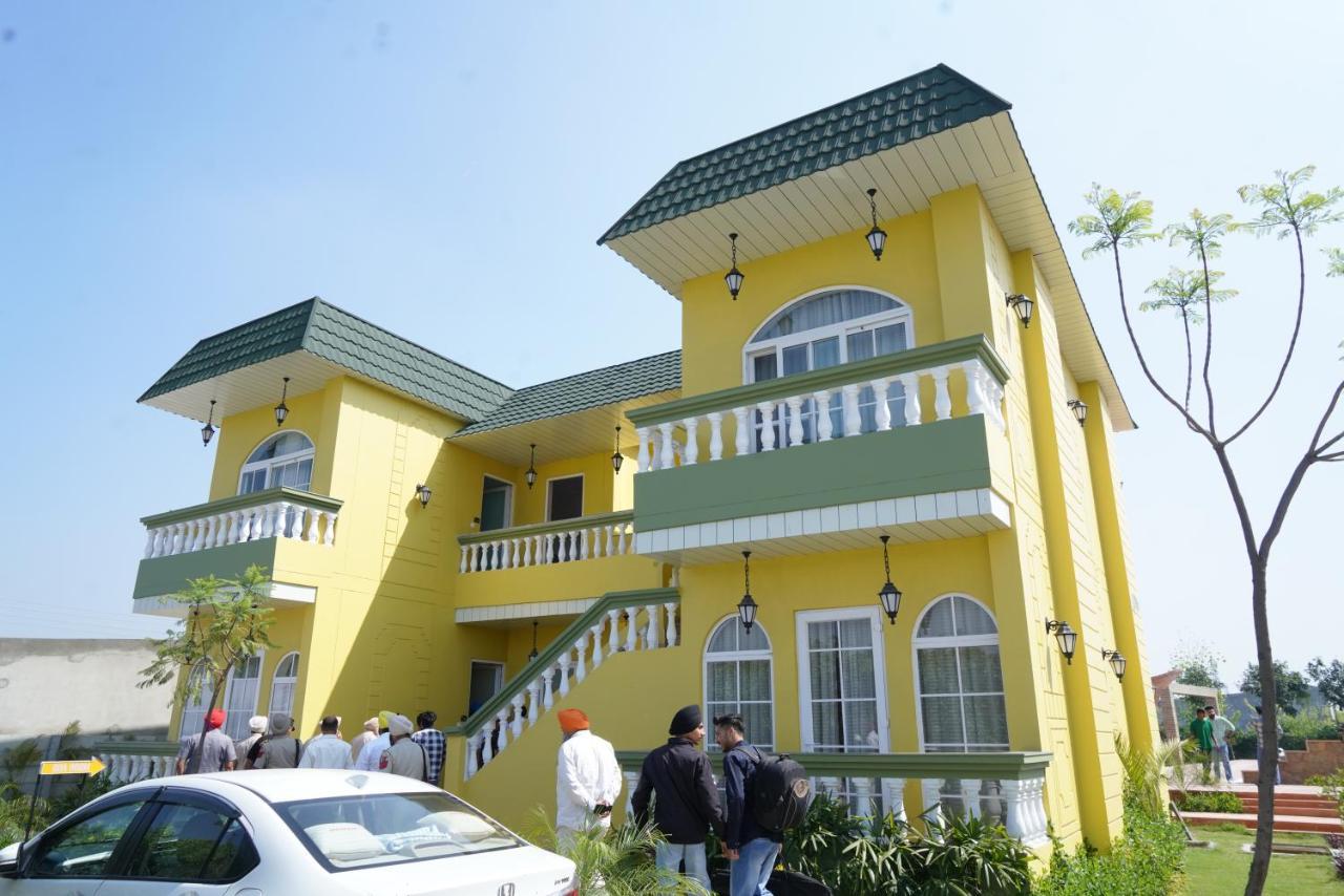 5 States Resort อัมริตสา ภายนอก รูปภาพ