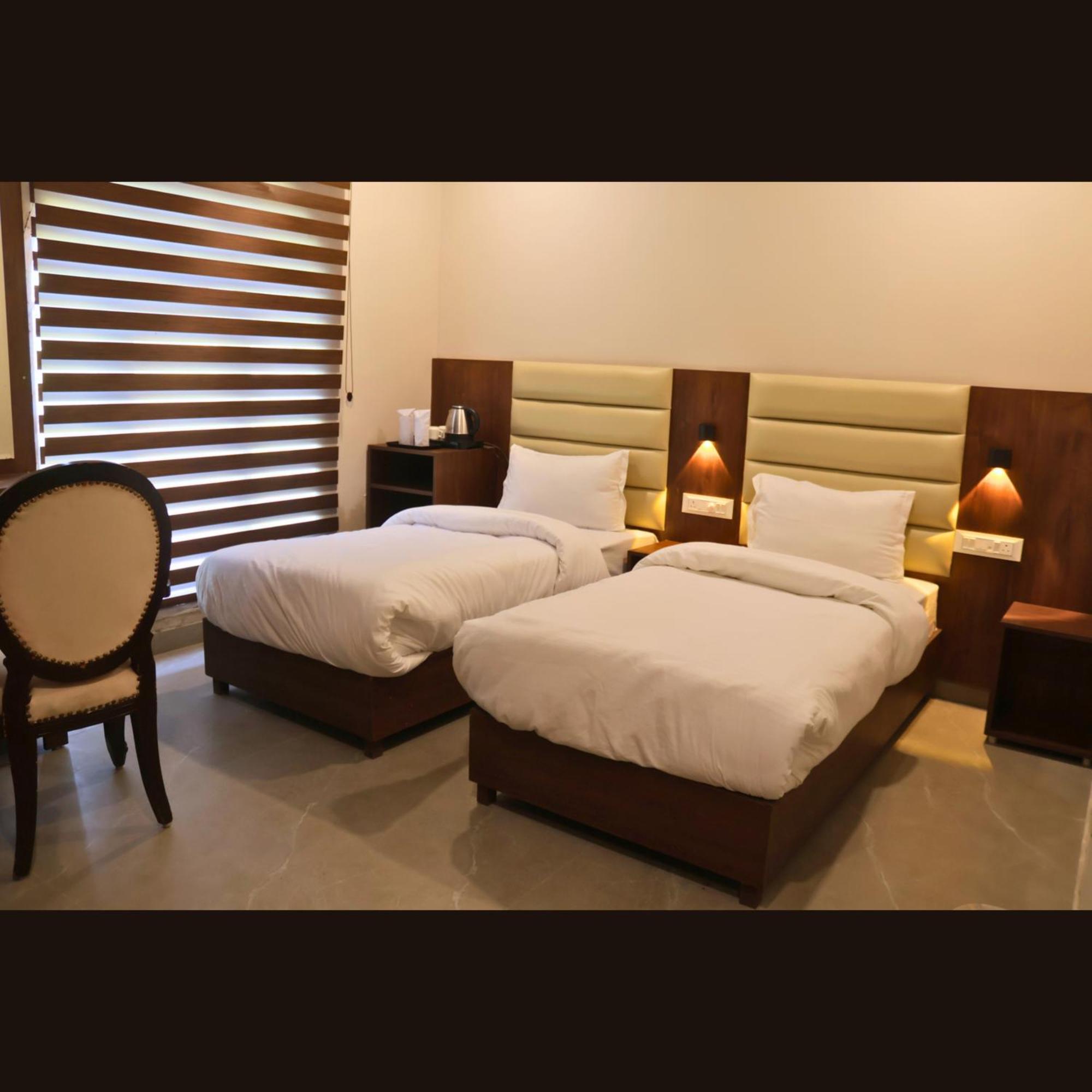 5 States Resort อัมริตสา ภายนอก รูปภาพ